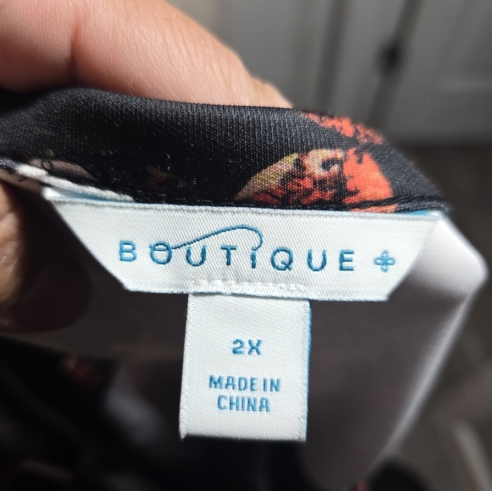 Boutique Floral Midi Dress NWT Sz 2x Sheer Detail - Picture 4 of 10